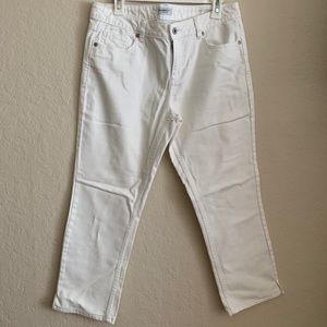 Crop white pants classic fit straight
